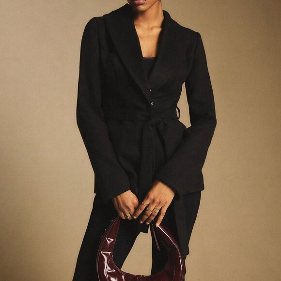 Black Elegant Women's Tie-Front Coat with Faux Collar - Picture 8 of 9